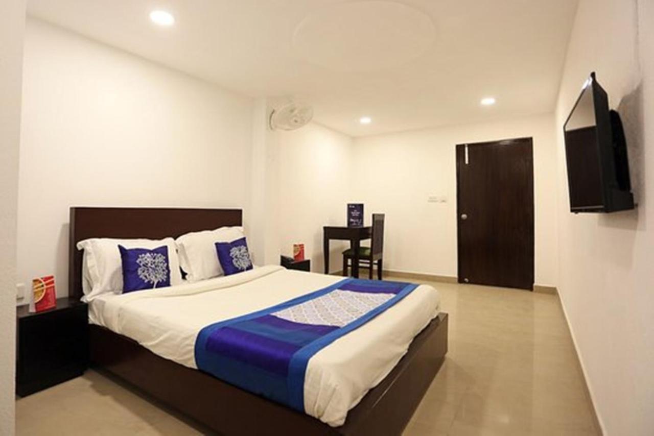 Hotel Star Light New Delhi Eksteriør billede
